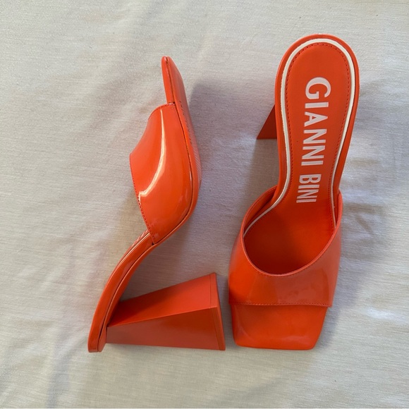 Orange block heels - Picture 2 of 5